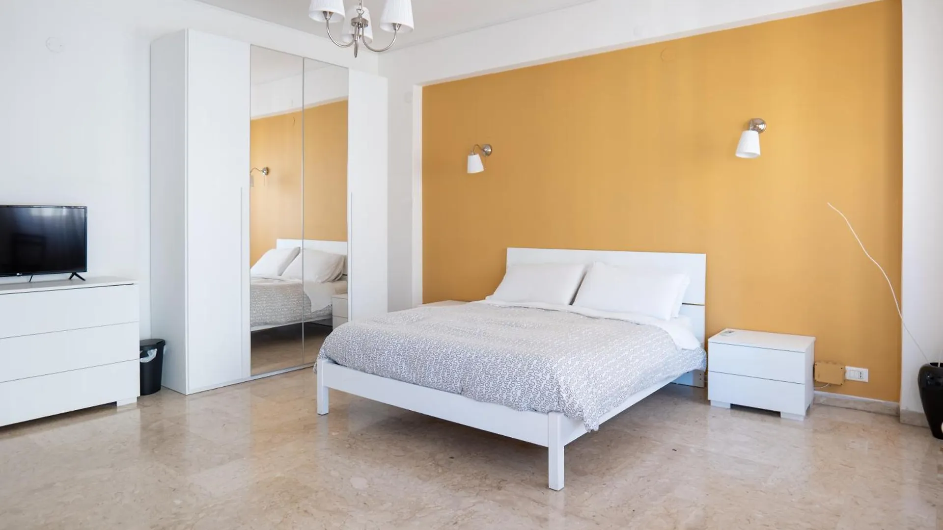 Papillon Bnb Палермо 2*,  Италия