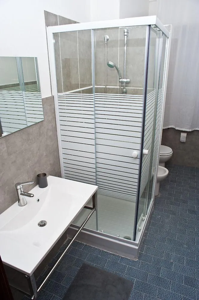 Papillon Bnb Палермо 2*,  Италия